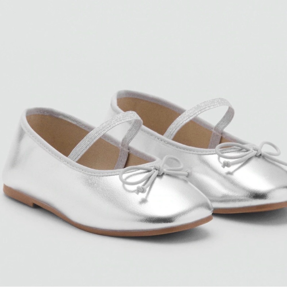 Place Shiny Silver Dress Shoes for Kids